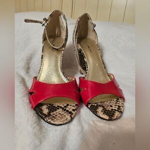 Bandolino red snakeskin high heels